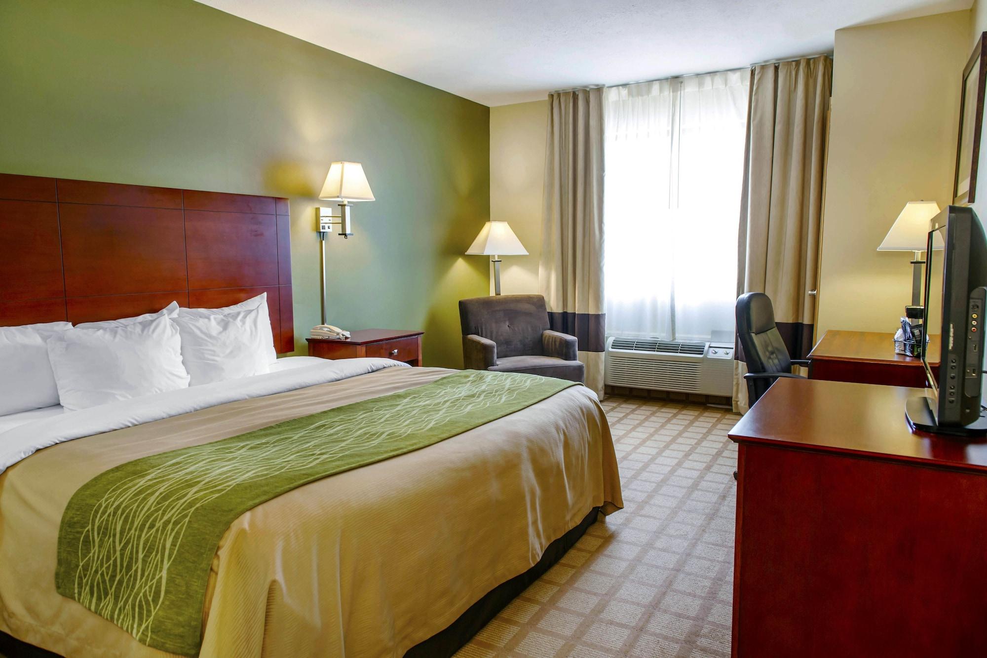 Quality Inn I-74 Batesville Exterior photo